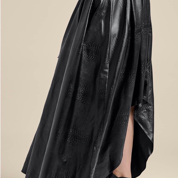 New Women’s BLACK A- LINE FAUX-LEATHER BALLROOM SKIRT, in size 14 - Picture 9 of 10